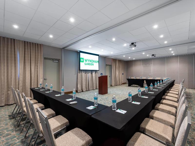 Wyndham Garden Miami International Airport image