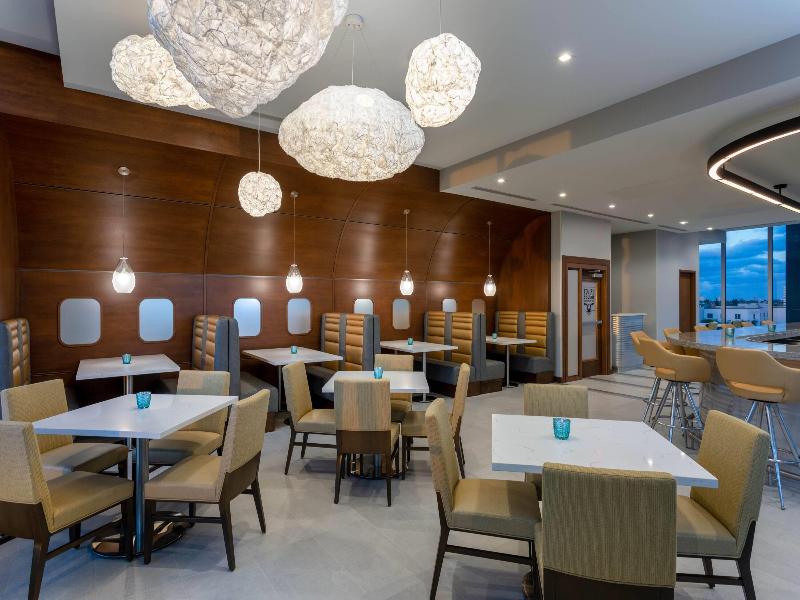 Wyndham Garden Miami International Airport image