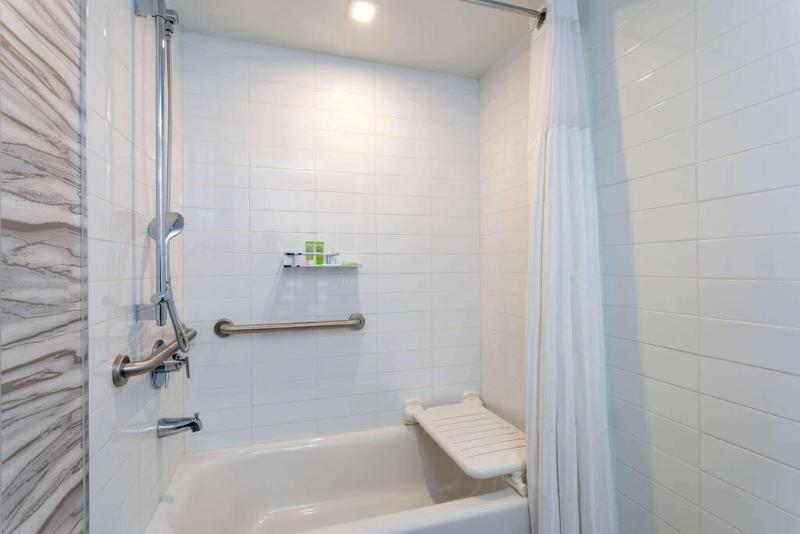 Wyndham Garden Miami International Airport image