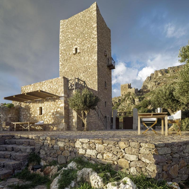 Tainaron Blue Retreat image