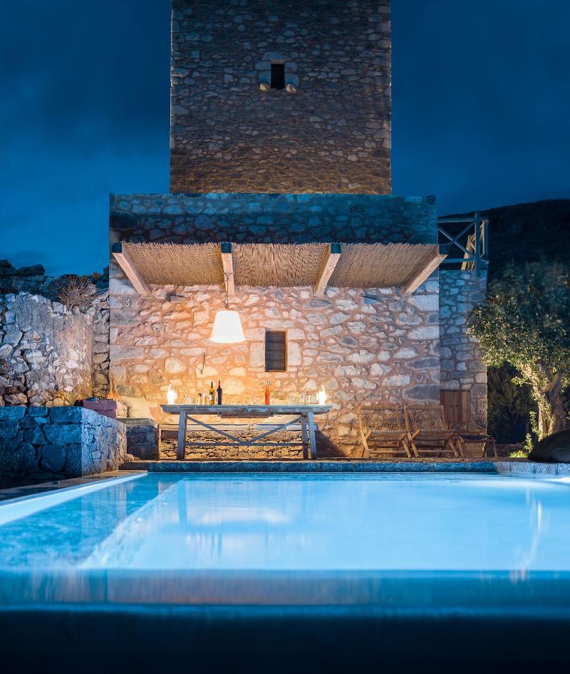 Tainaron Blue Retreat image