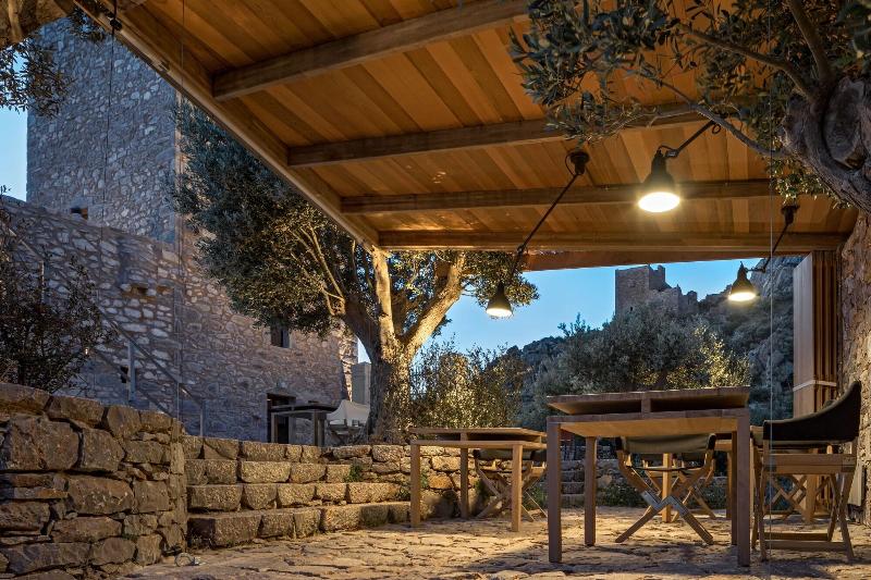 Tainaron Blue Retreat image