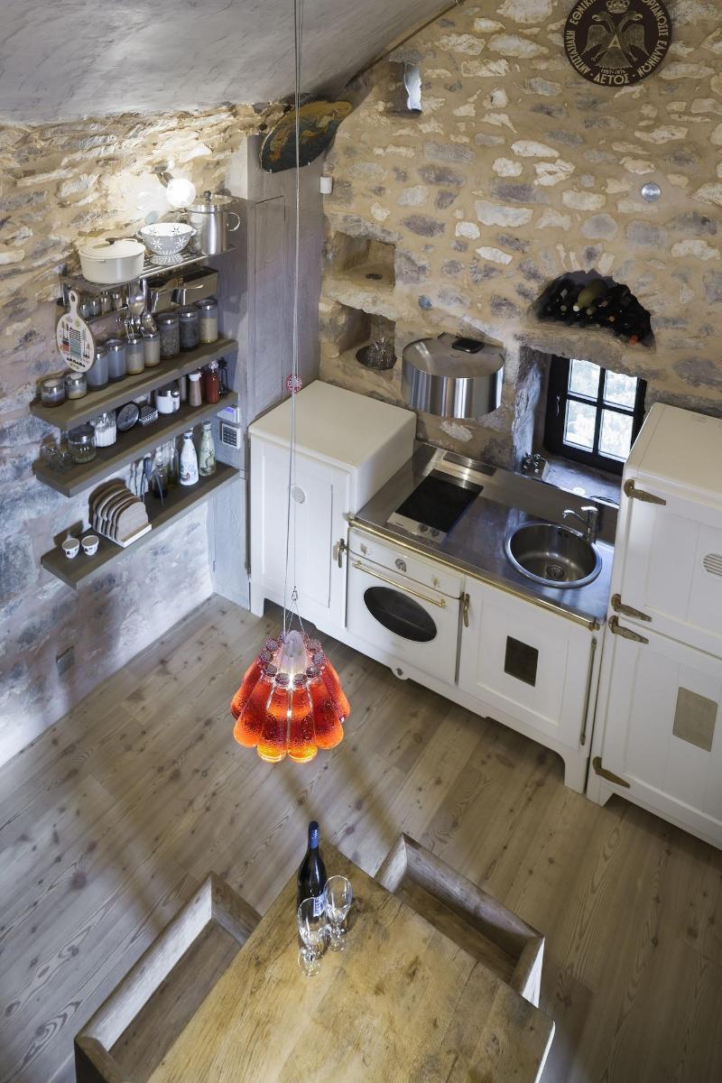 Tainaron Blue Retreat image