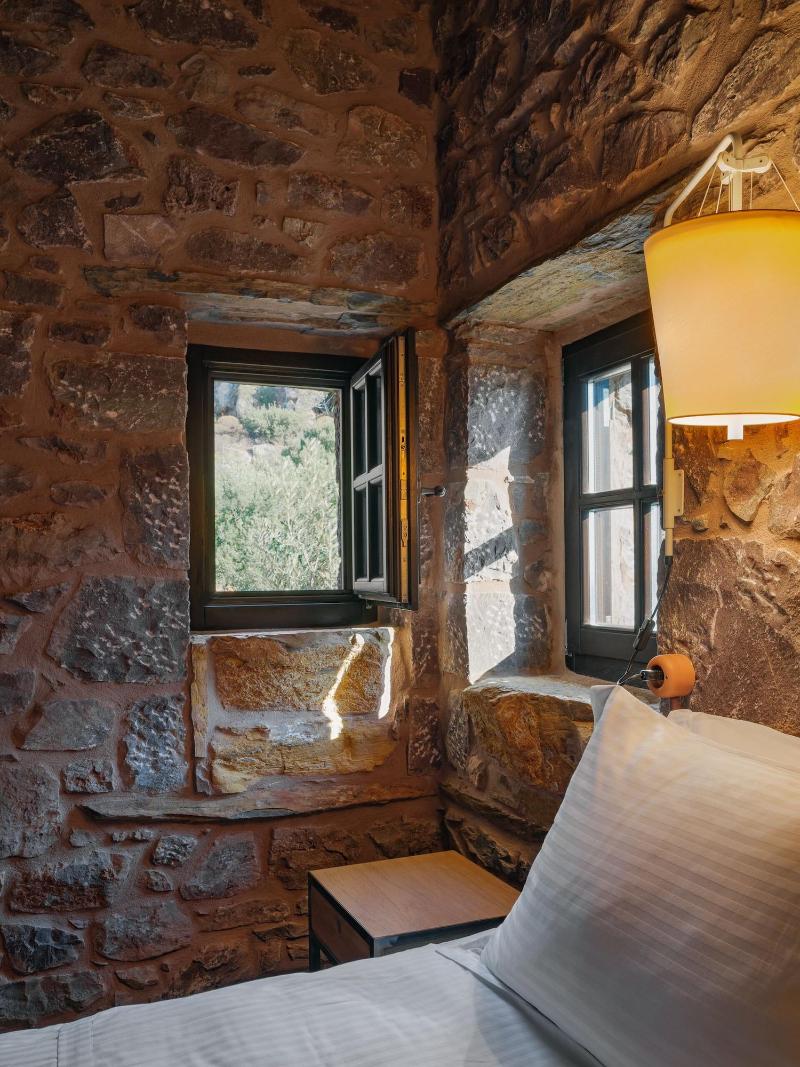 Tainaron Blue Retreat image