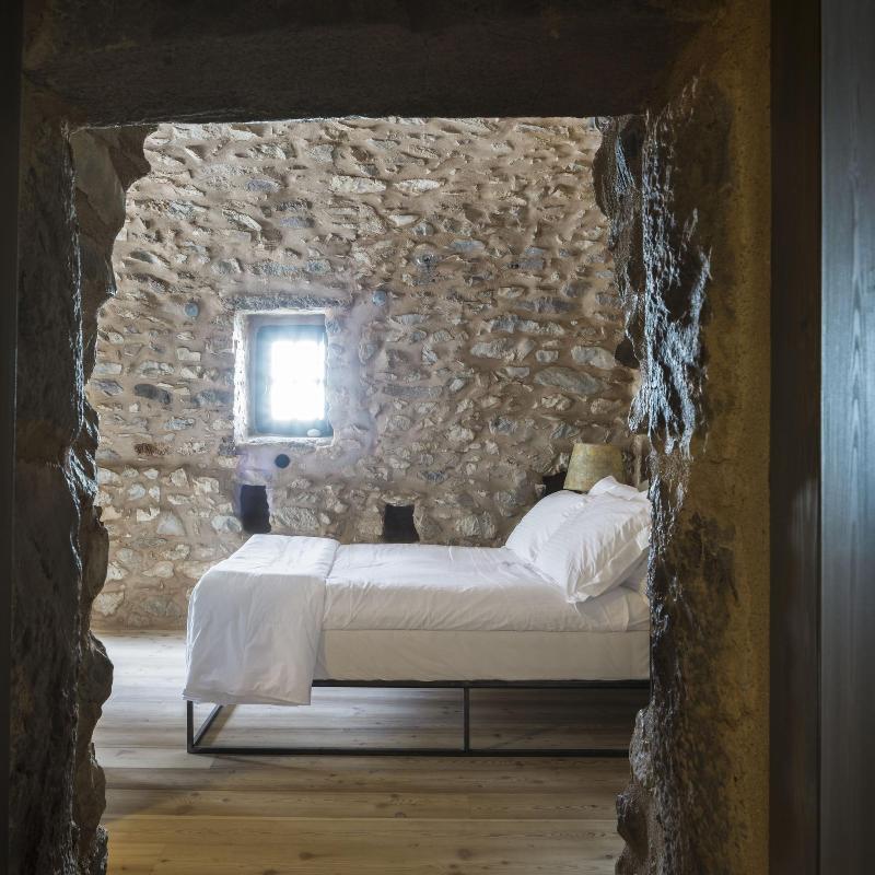 Tainaron Blue Retreat image