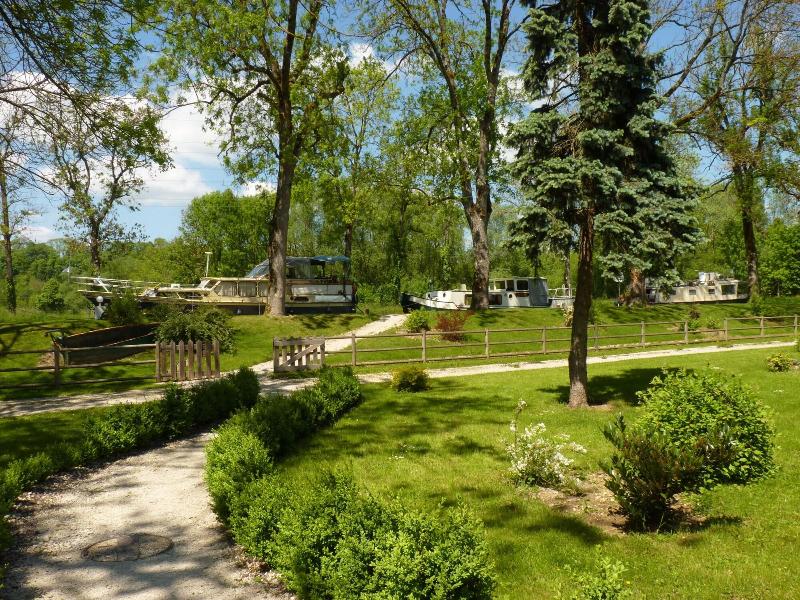 Logis Hôtel la Vinaigrerie image
