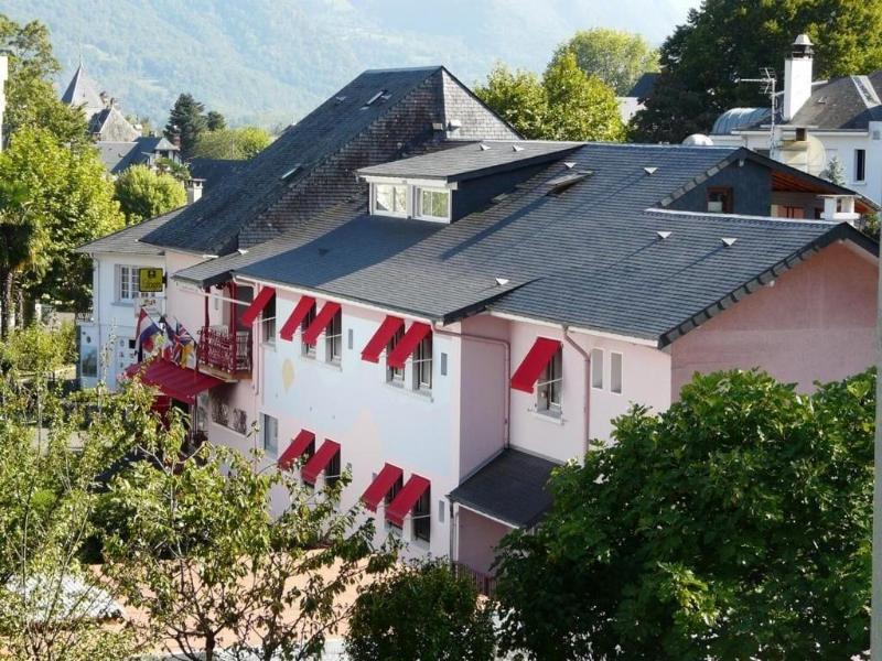 Au Primerose Hotel image