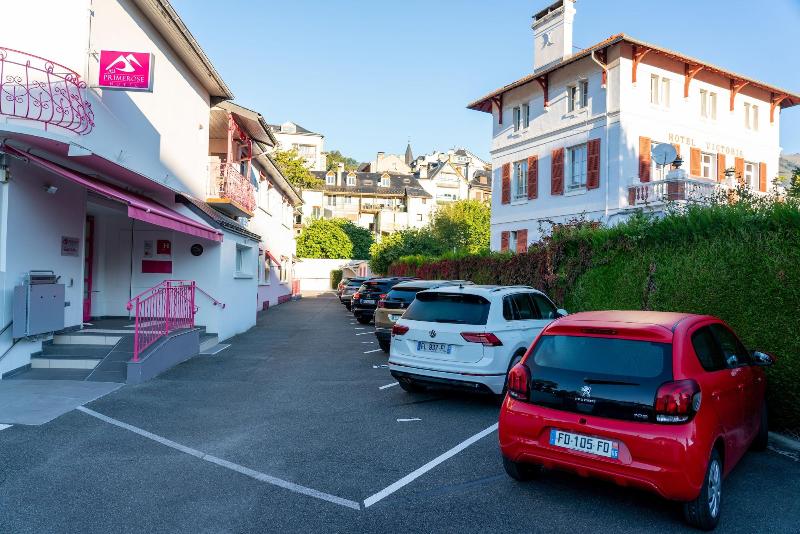 Au Primerose Hotel image