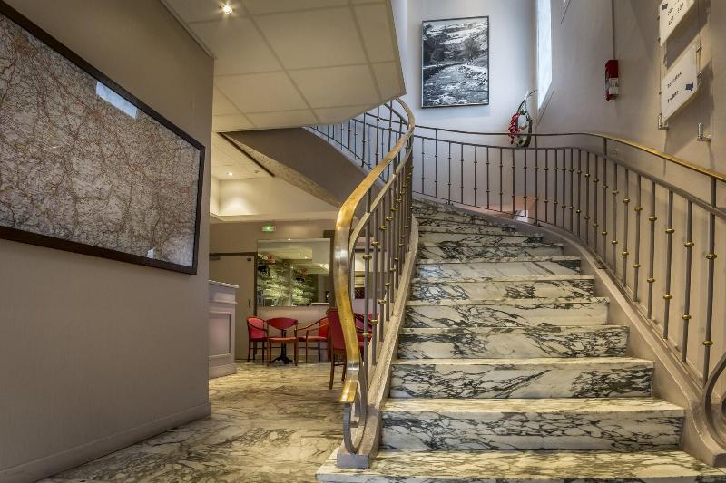 Au Primerose Hotel image