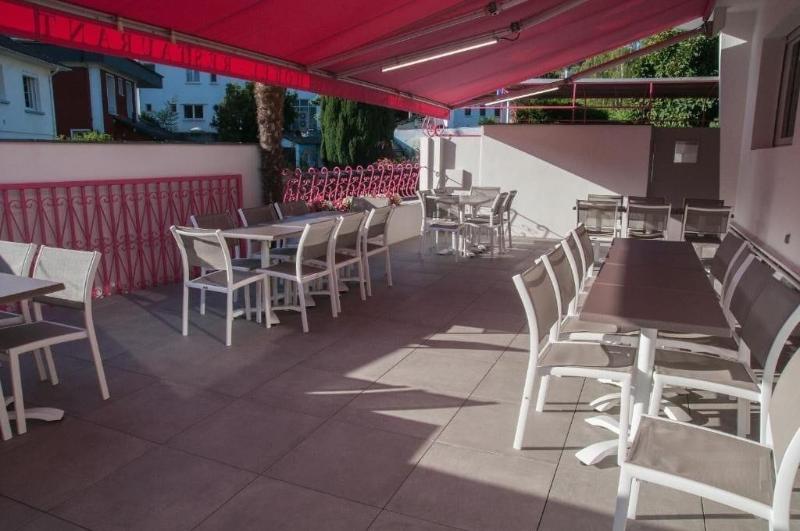 Au Primerose Hotel image