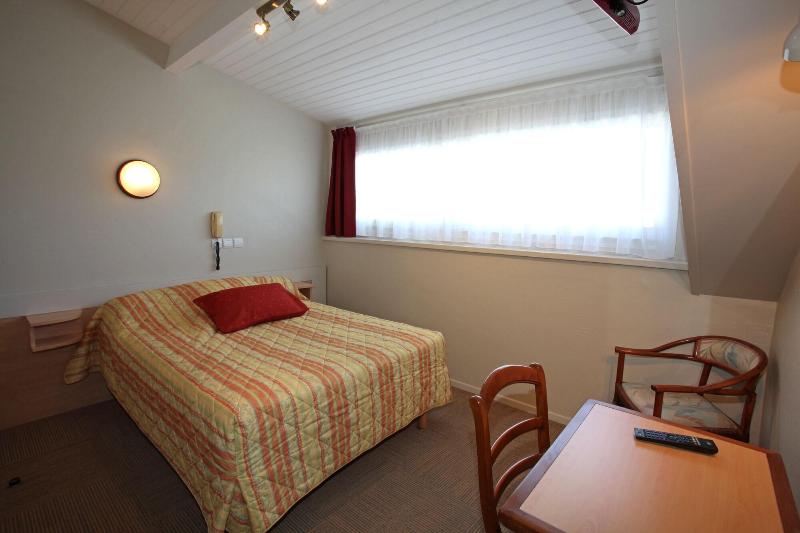 Au Primerose Hotel image