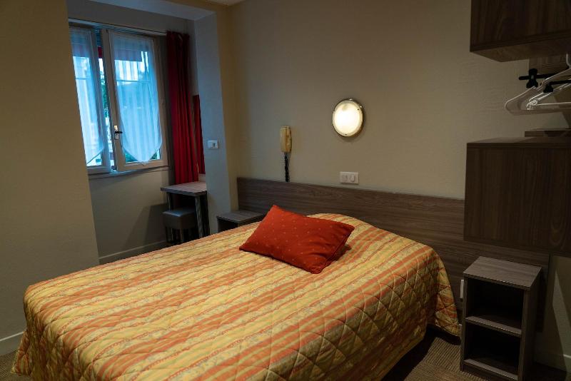 Au Primerose Hotel image