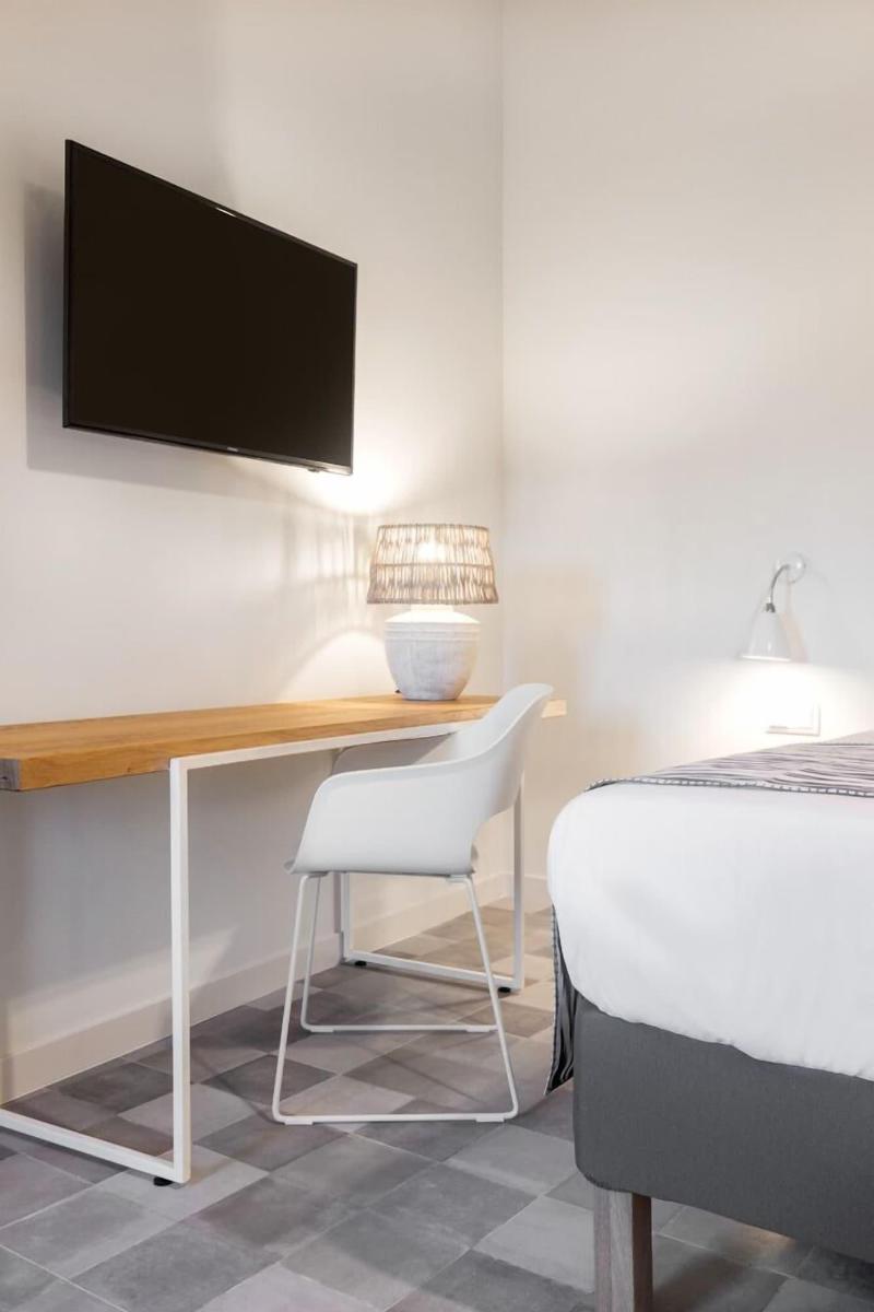 Hotel Son Gris image