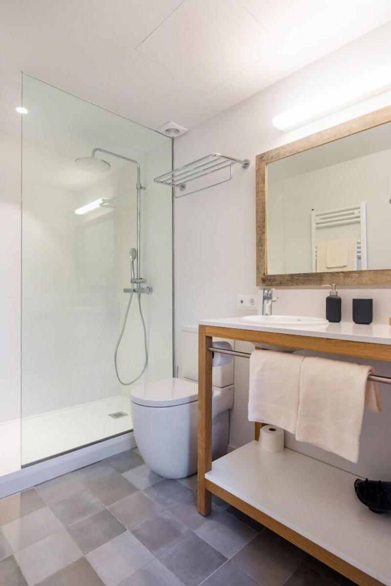 Hotel Son Gris image
