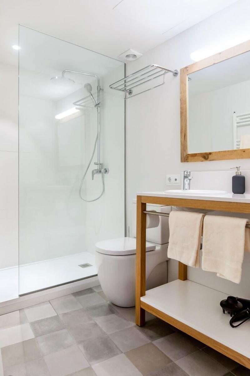 Hotel Son Gris image