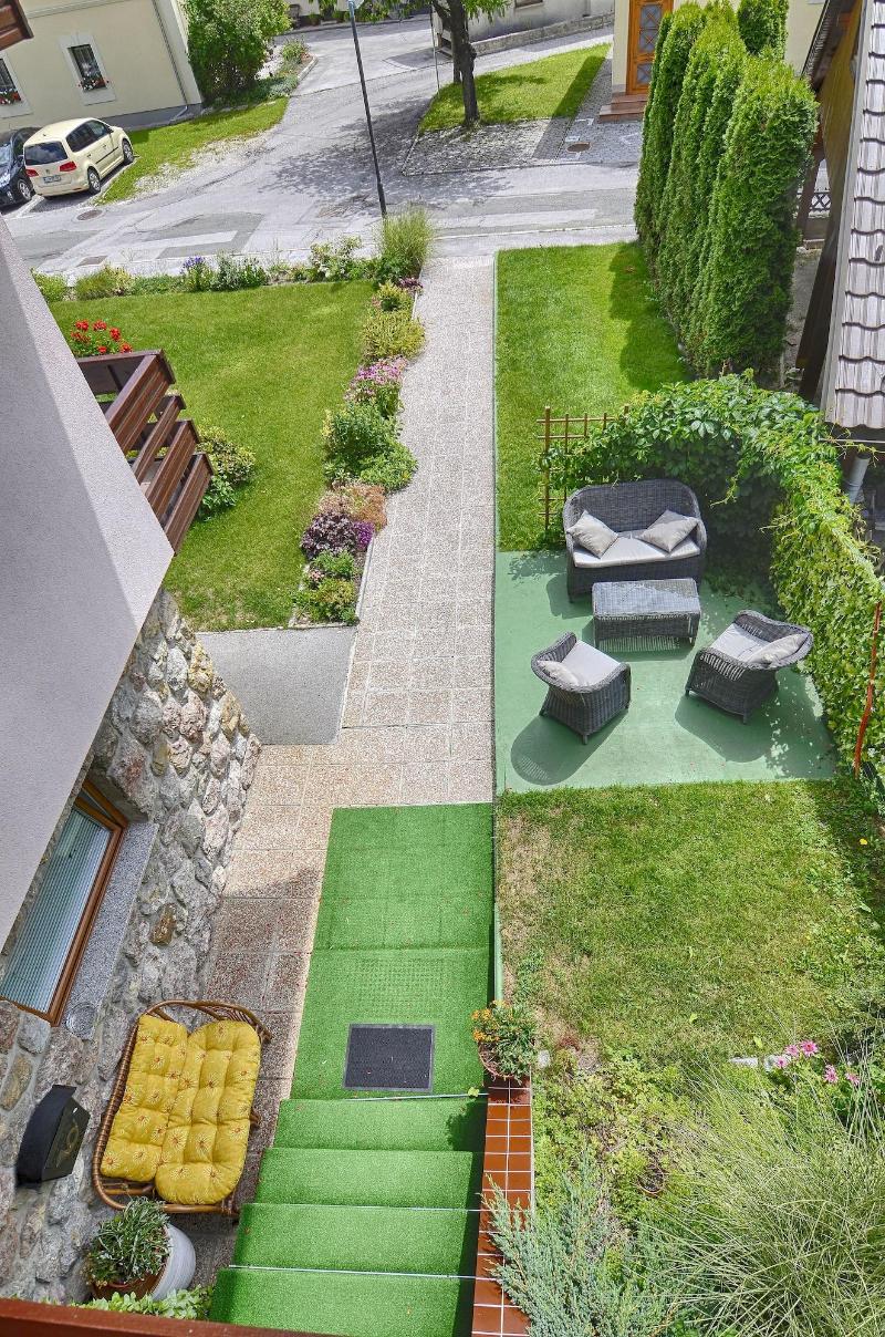 Apartments & Rooms Banich image