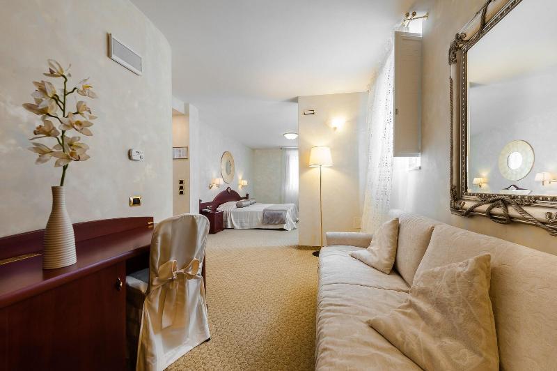 Hotel Trettenero image