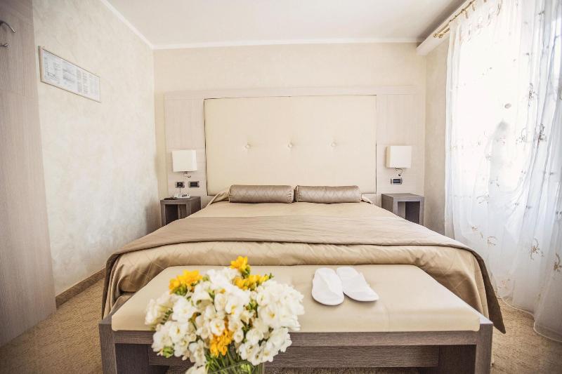 Hotel Trettenero image