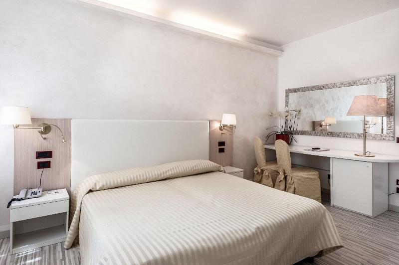 Hotel Trettenero image