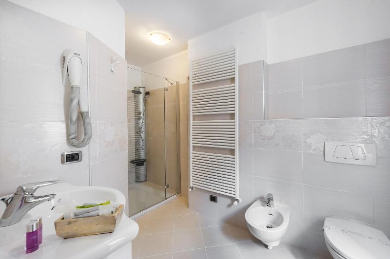 Hotel Trettenero image