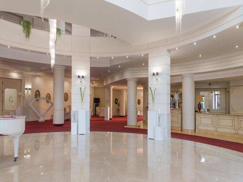 Grand Hotel Biffy image