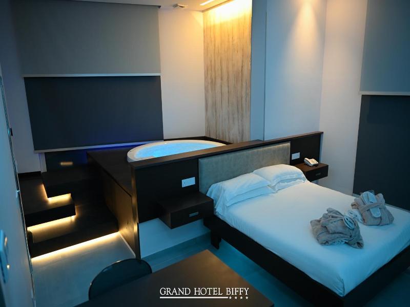 Grand Hotel Biffy image