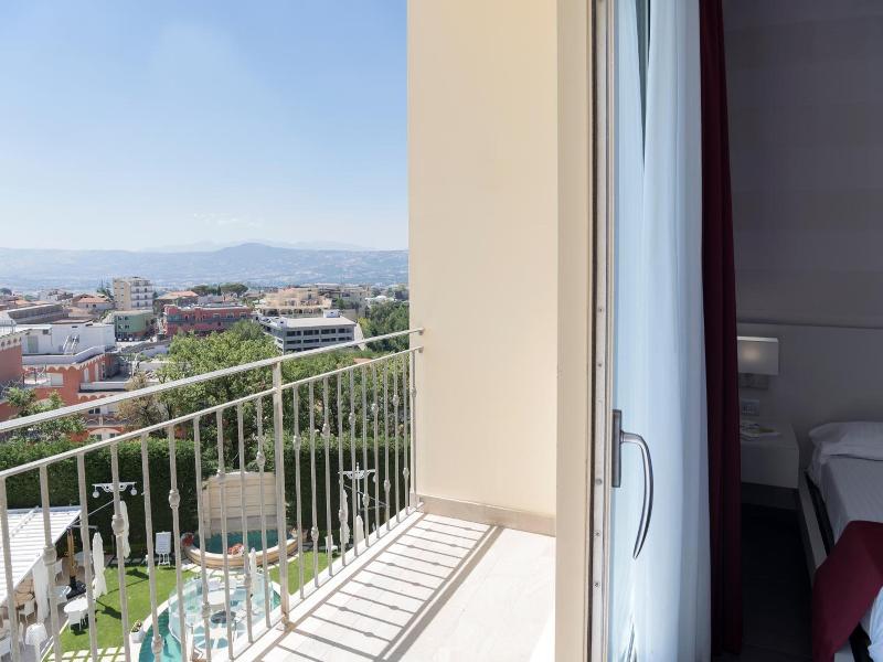 Grand Hotel Biffy image
