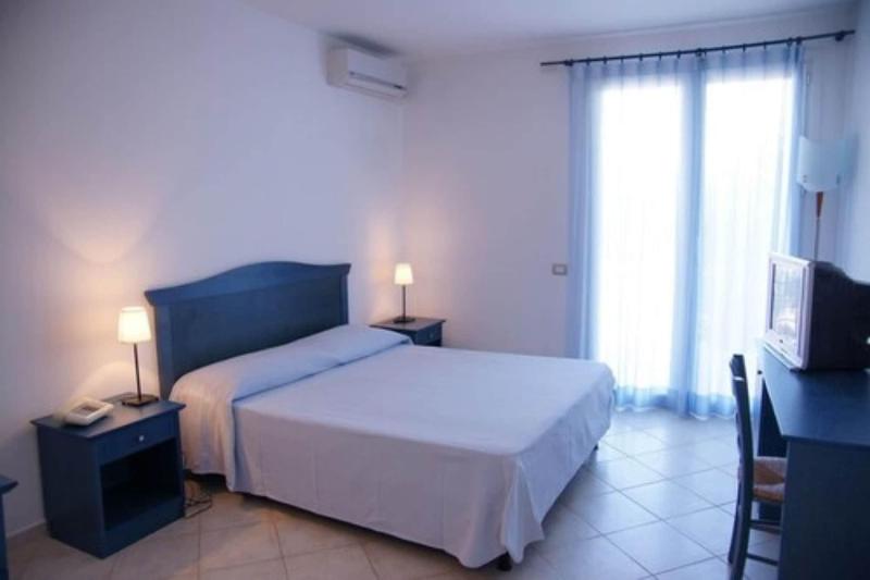 Meta Hotel Residence image