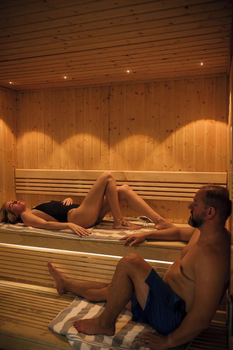 St Moritz Hotel image