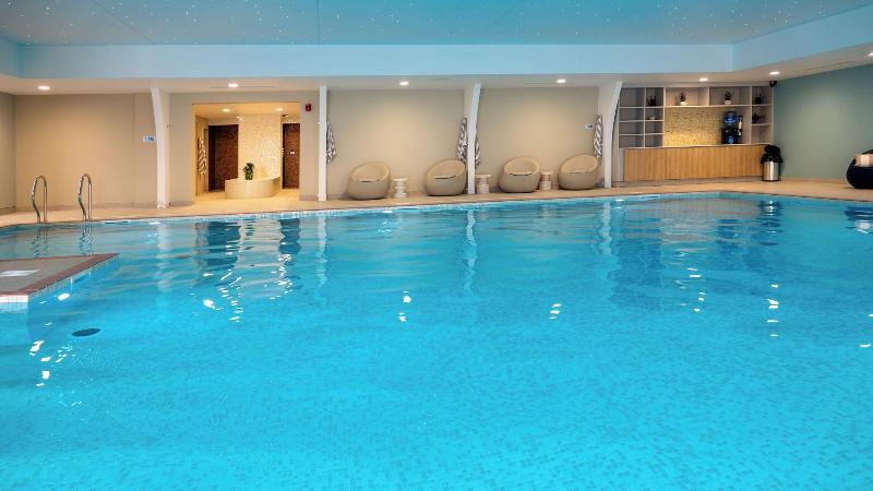 St Moritz Hotel image