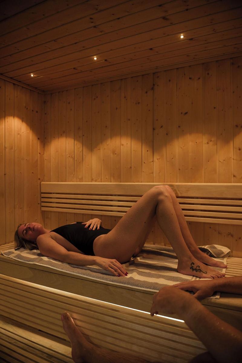 St Moritz Hotel image