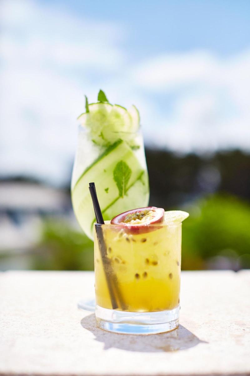 St Moritz Hotel image