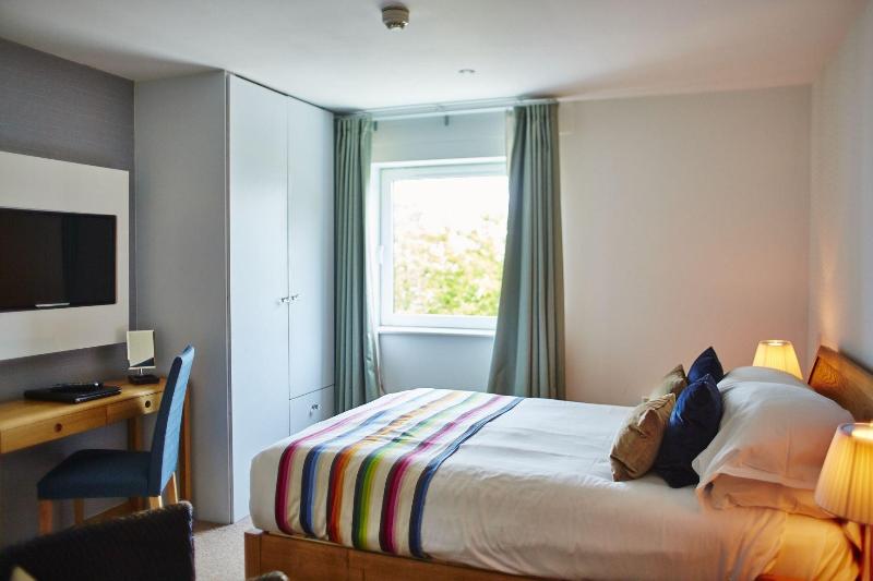 St Moritz Hotel image