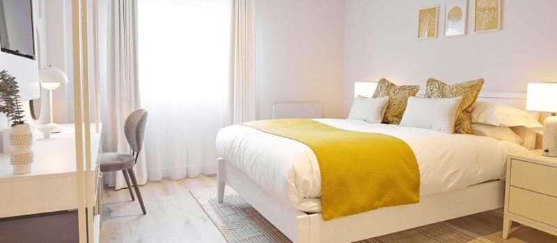 St Moritz Hotel image