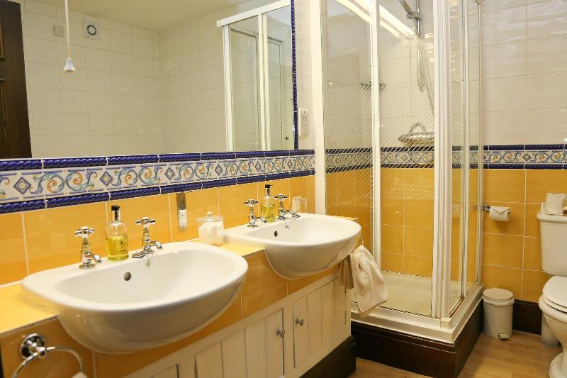 Millfields Hotel image
