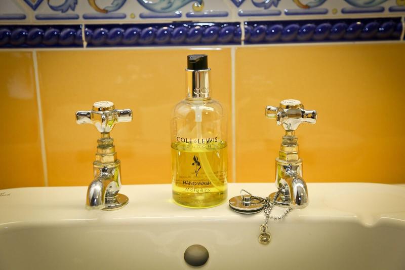 Millfields Hotel image