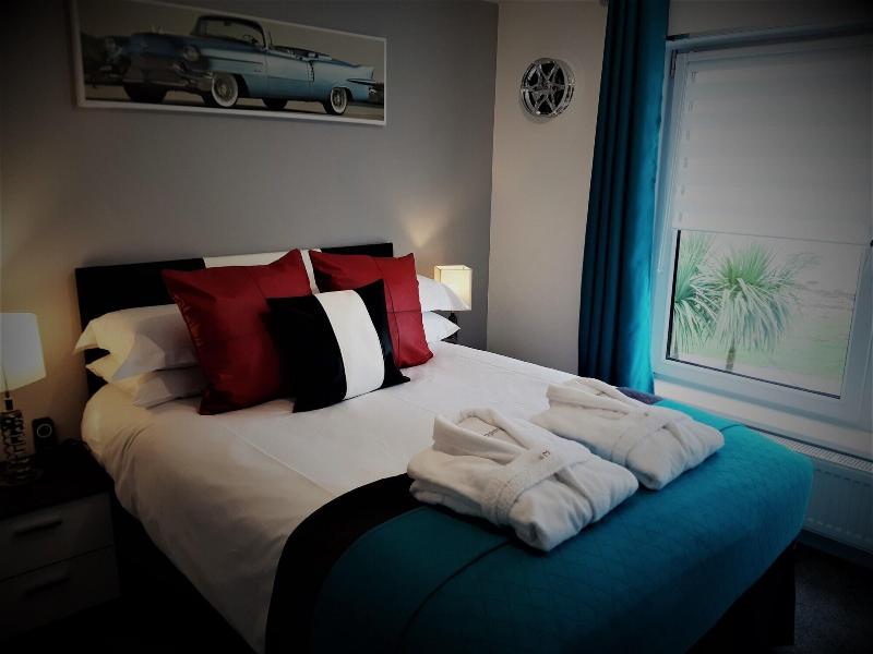 The Cadillac Kustomz Hotel image