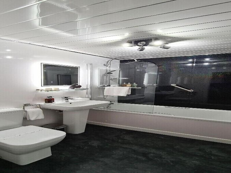The Cadillac Kustomz Hotel image