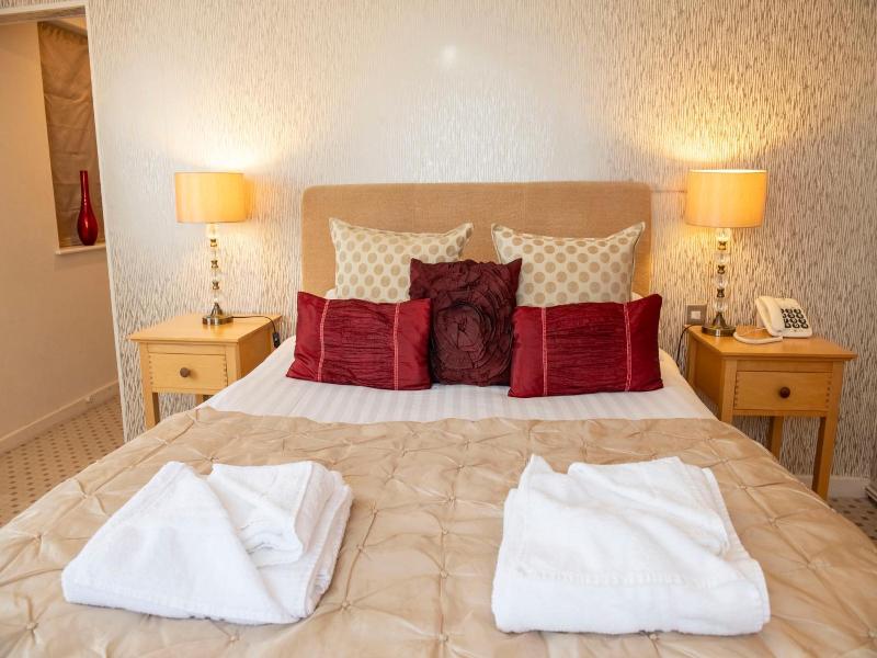 The Ashburnham Hotel image