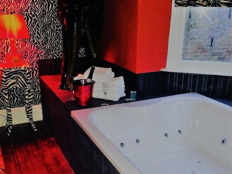St Hildas Boutique image