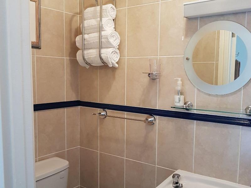 Bronwye Guest House image