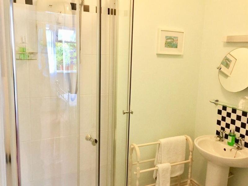 Derrin Guest House image