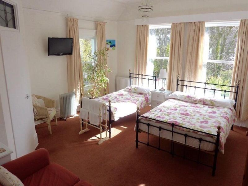Derrin Guest House image