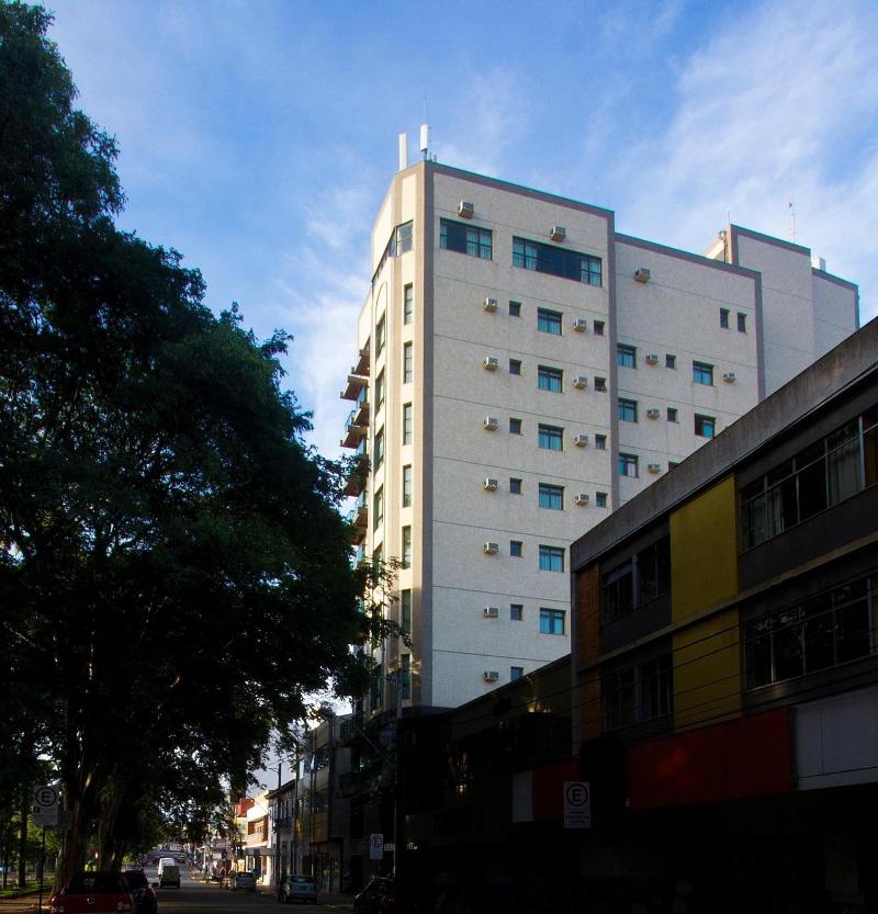 Serema Palace Hotel image