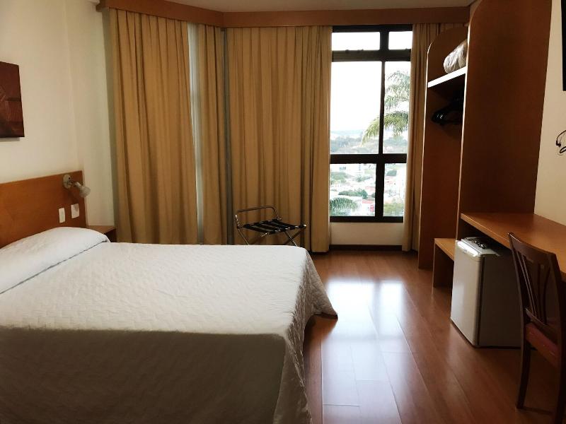 Serema Palace Hotel image