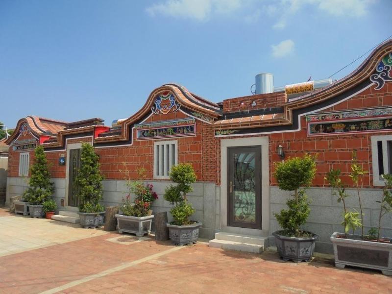 Antique Courtyard B&B image