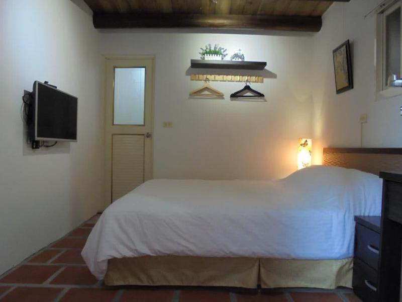 Antique Courtyard B&B image