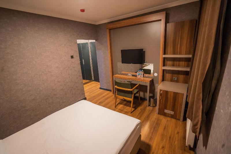 Bloom Hotel image