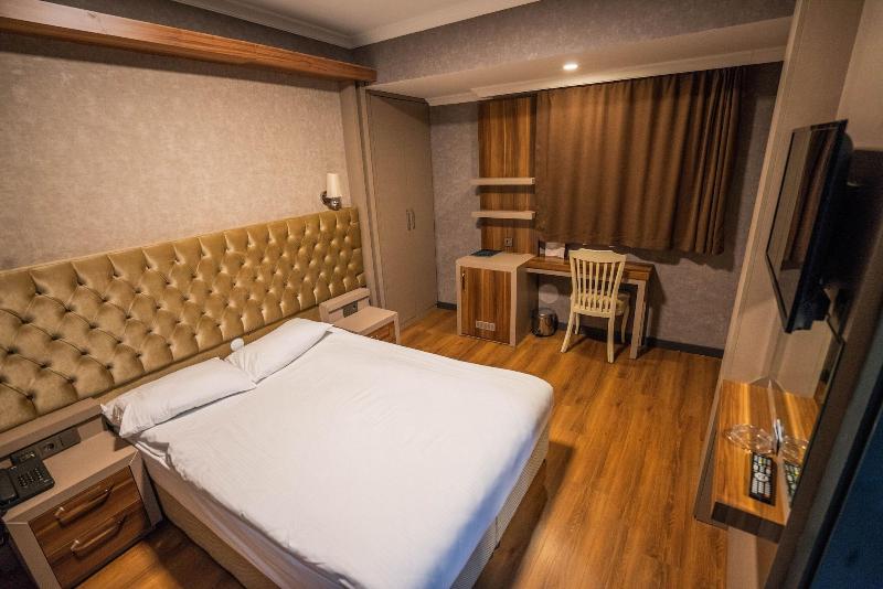 Bloom Hotel image