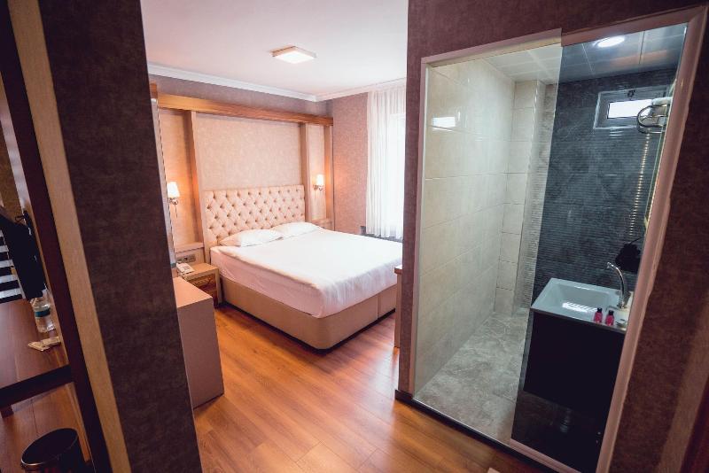 Bloom Hotel image
